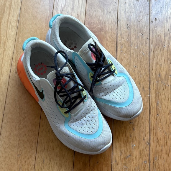 Nike Sneakers - Picture 2 of 7